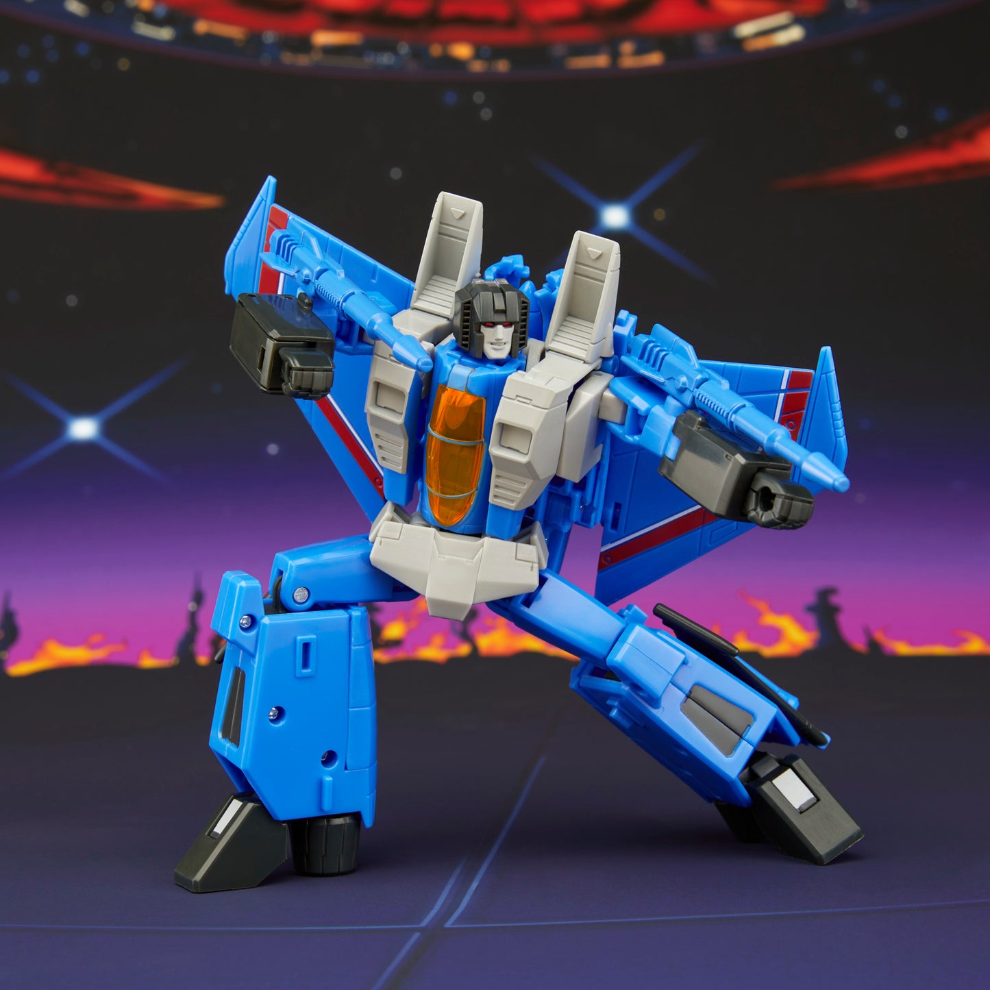 Transformers Studio Series The Transformers: The Movie Voyager Class Thundercracker Action Figure