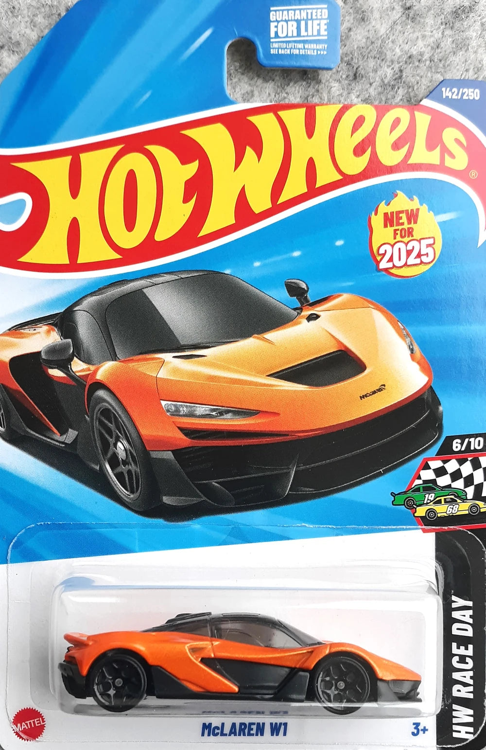 HV RACE DAY McLaren W1 Hotwheels