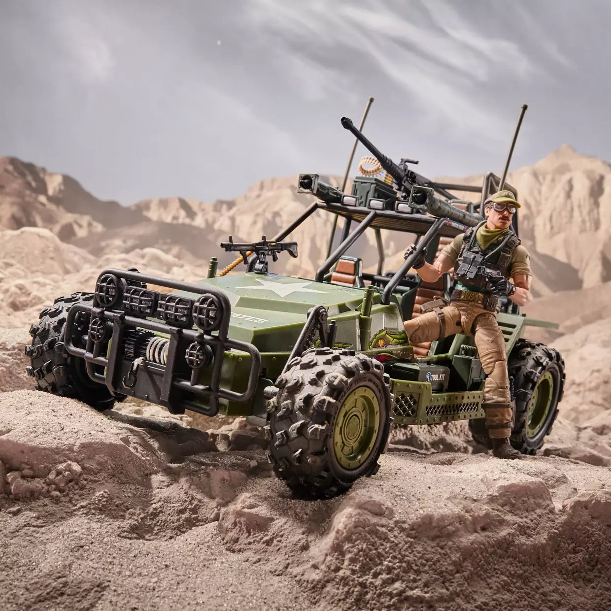 G.I. Joe Classified Series #171, Crankcase & A.W.E. Striker **Hasbro Exclusive** Damaged Packaging