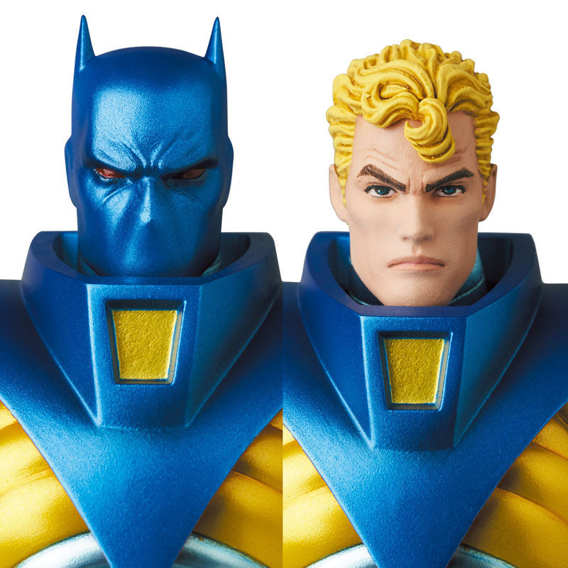 MAFEX Batman - Knightfall Batman (Reissue)