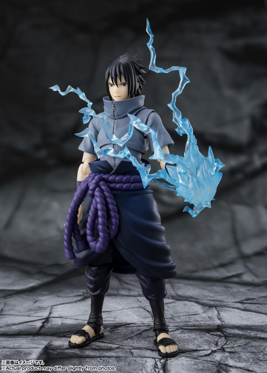 S.H. Figuarts Naruto Shippuden - Sasuke Uchiha -The Solitary Ninja Who Burns Through The Darkness-