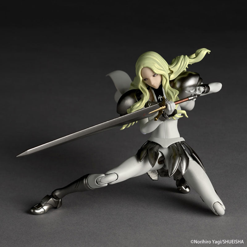 Revoltech Claymore - Teresa of the Faint Smile