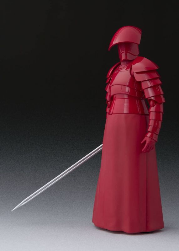 S.H. Figuarts Star Wars The Last Jedi - Elite Praetorian Guard (Double Blade)