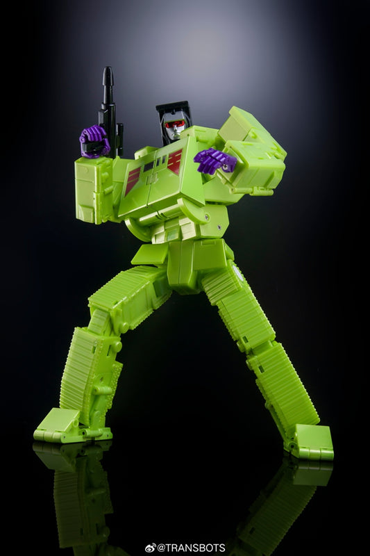 X-Transbots MX-45 Razor