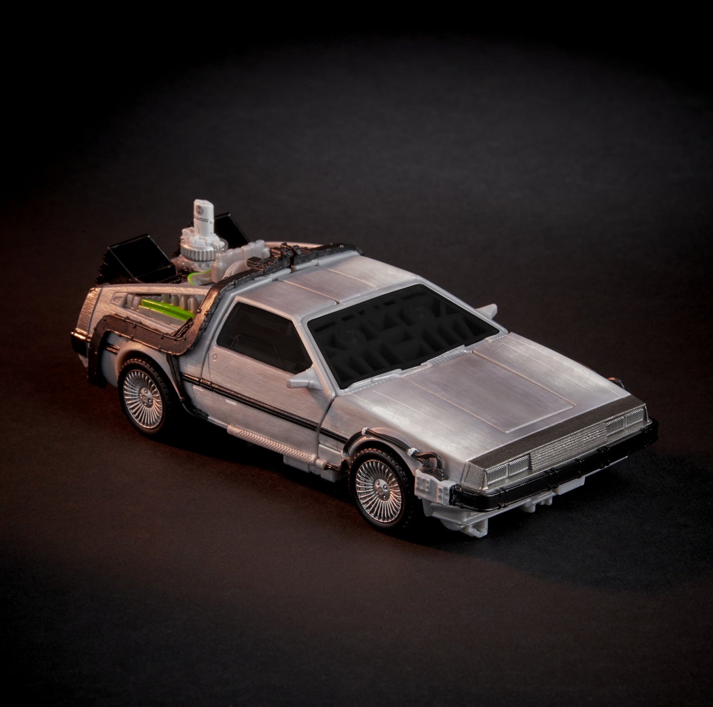 Transformers Collaborative: Back to the Future Gigawatt Action Figure