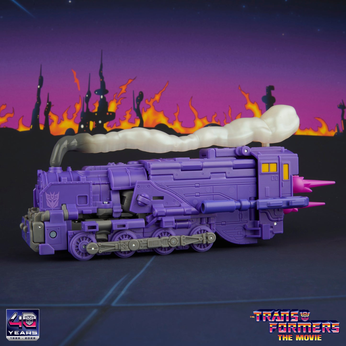 Transformers Studio Series The Transformers: The Movie Leader Class Astrotrain