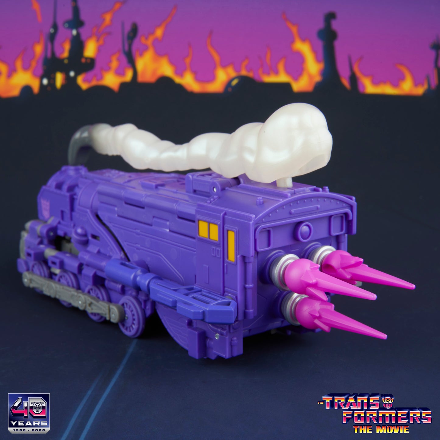 Transformers Studio Series The Transformers: The Movie Leader Class Astrotrain
