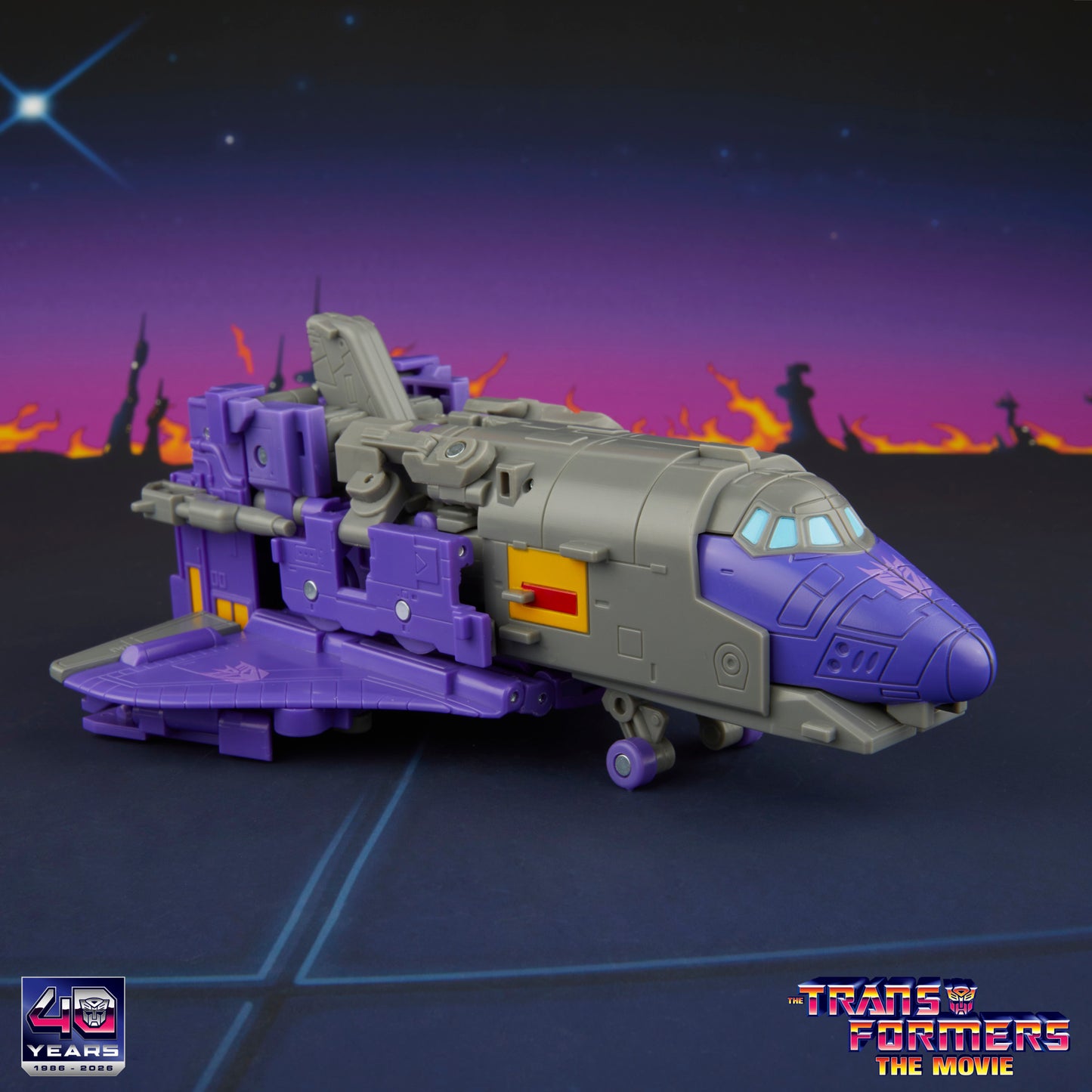 Transformers Studio Series The Transformers: The Movie Leader Class Astrotrain