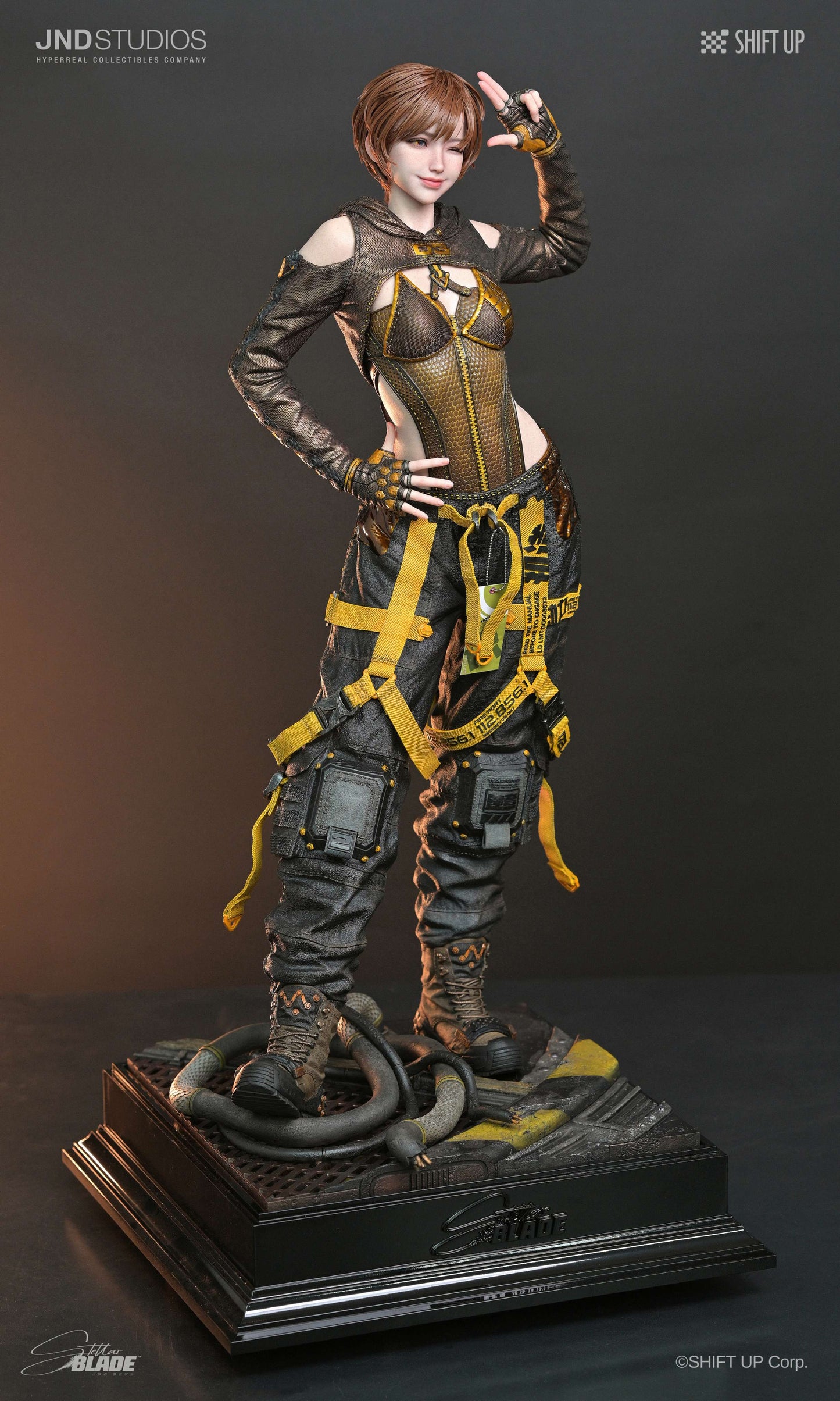 Stellar Blade: Raven & Lily 1:3 scale