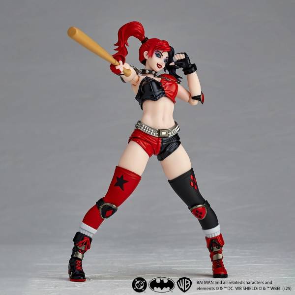 Amazing Yamaguchi Revoltech: Harley Quinn - Red x Black Ver.
