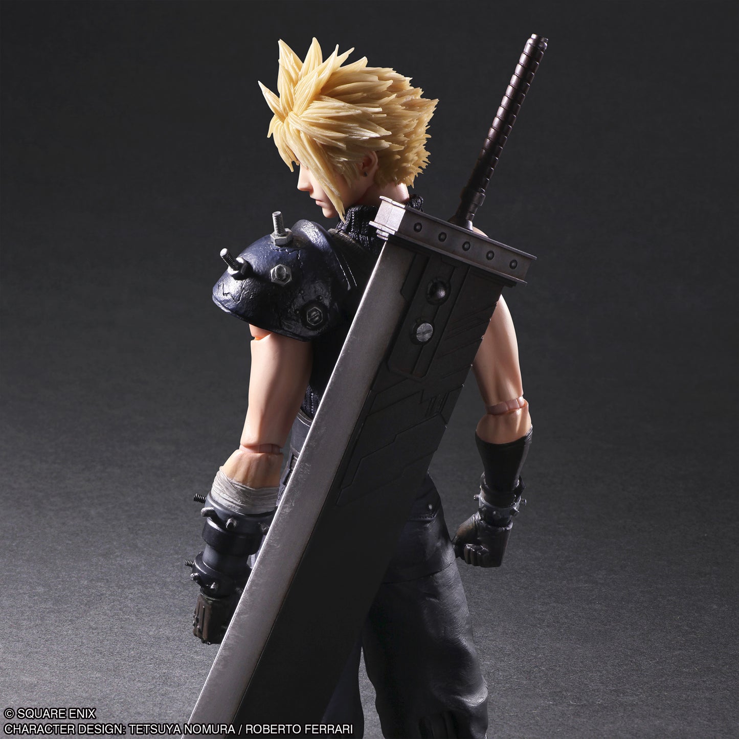 FINAL FANTASY VII REBIRTH PLAY ARTS KAI CLOUD STRIFE