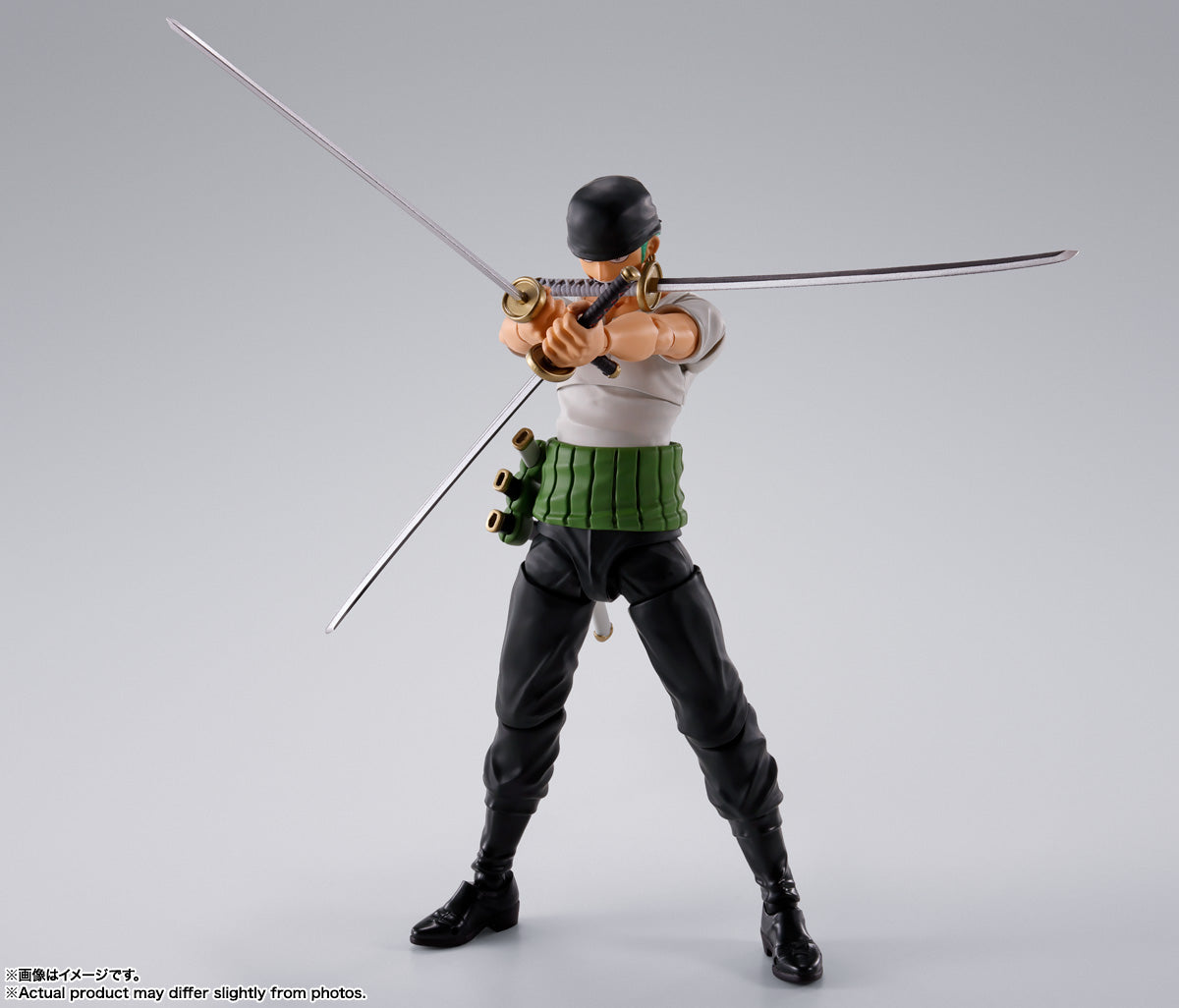 S.H. Figuarts One Piece - Roronoa Zoro Romance Dawn