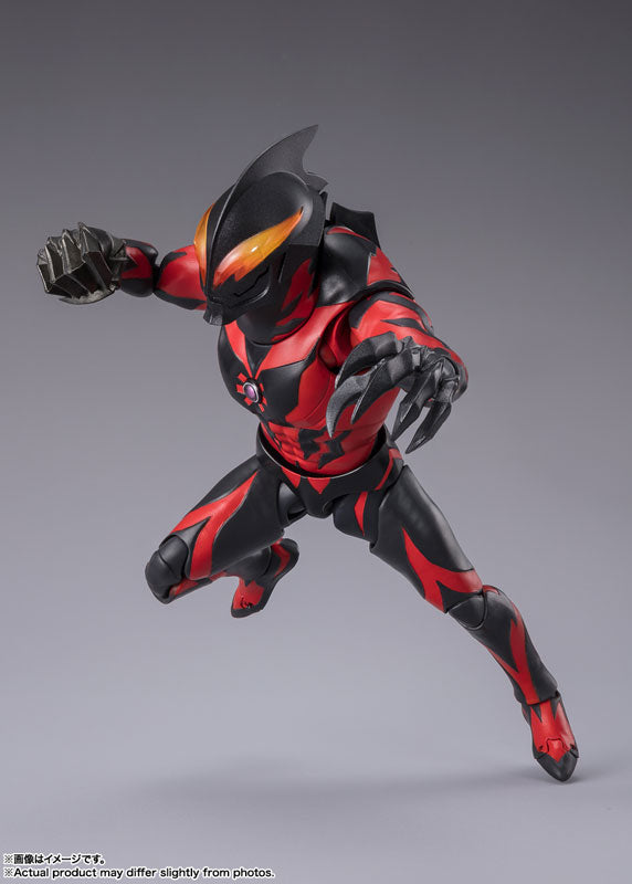 S.H. Figuarts Daikaiju Battle: The Legend of Ultra Galaxy The Movie - Ultraman Belial (Darkness Heels Ver.)