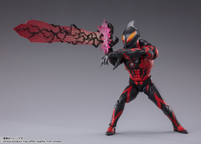 S.H. Figuarts Daikaiju Battle: The Legend of Ultra Galaxy The Movie - Ultraman Belial (Darkness Heels Ver.)