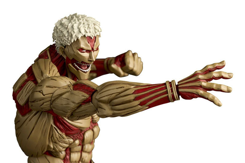 Revoltech Amazing Yamaguchi Attack on Titan - Armored Titan