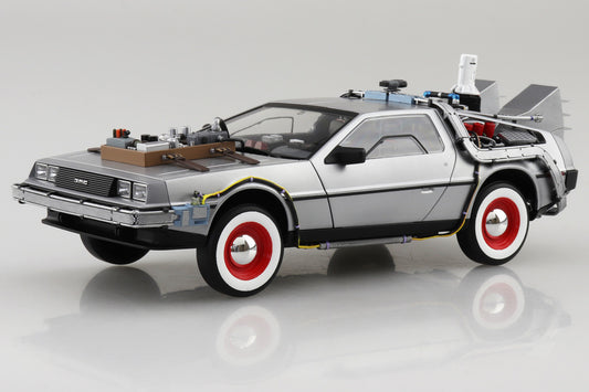 Back to the Future Part III - Delorean Time Machine Plastic Kit