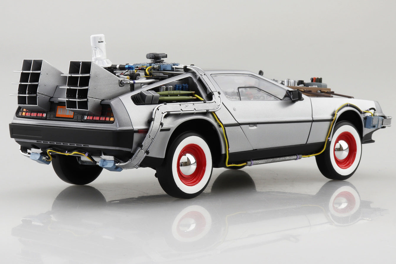 Back to the Future Part III - Delorean Time Machine Plastic Kit