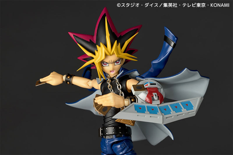 Revoltech Yu-Gi-Oh! Duel Monsters - Yami Yugi