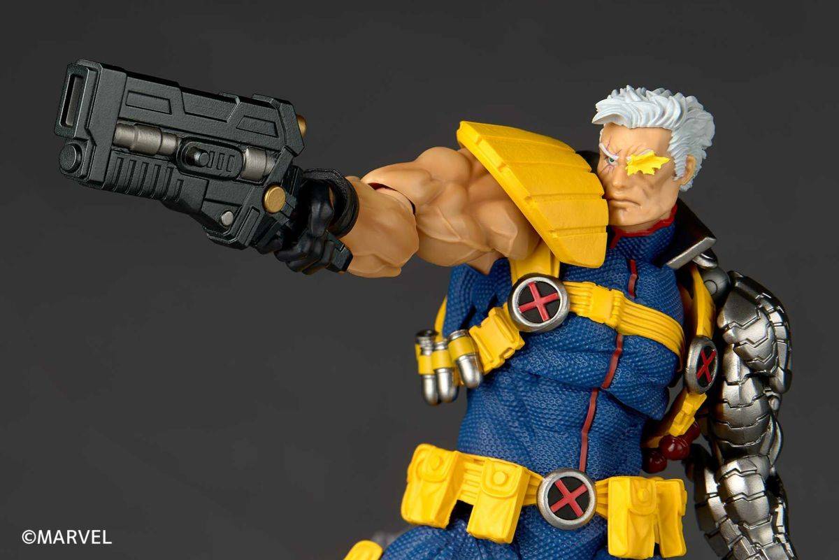 Revoltech Amazing Yamaguchi Deadpool - Cable Version 1.5
