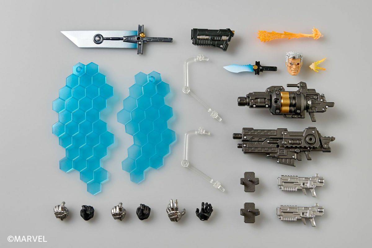 Revoltech Amazing Yamaguchi Deadpool - Cable Version 1.5