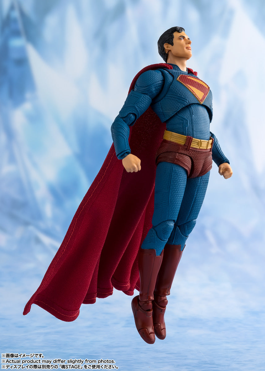 S.H. Figuarts Superman - Superman
