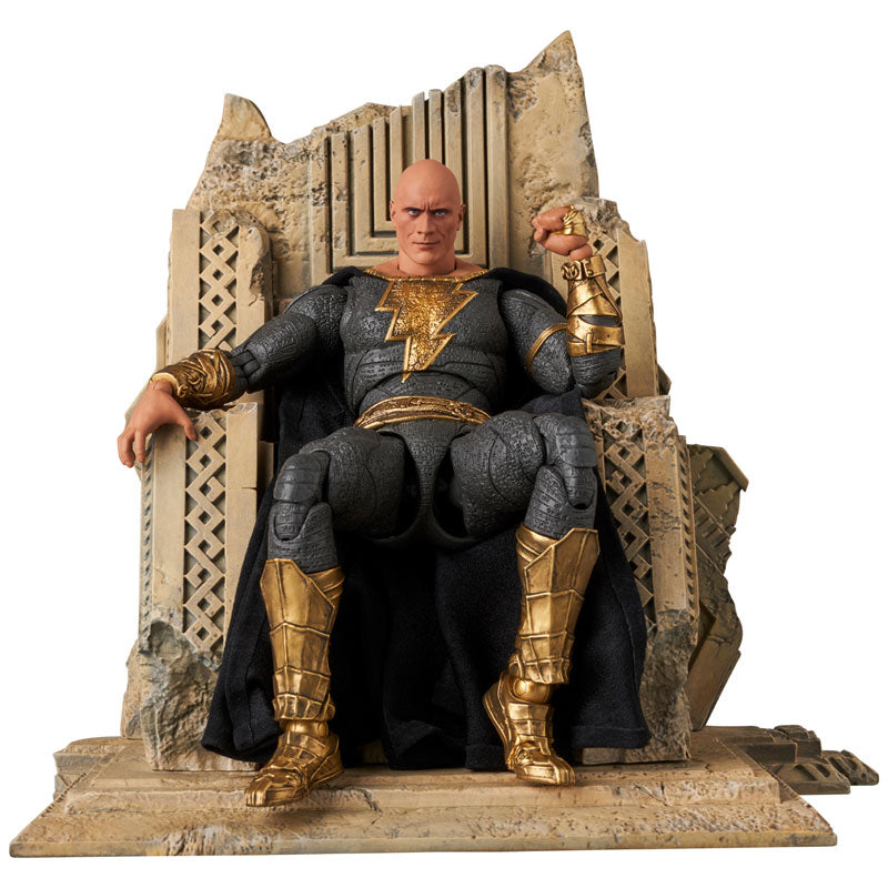 MAFEX Black Adam - Black Adam (Gold Suit)