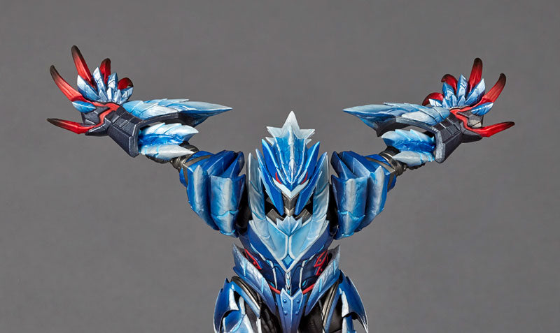 Revoltech Amazing Yamaguchi Monster Hunter Rise Sunbreak - Hunter - Lunagaron Armor Set Limited Edition