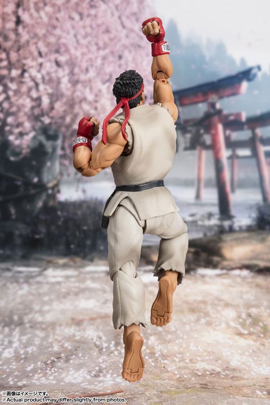 S.H. Figuarts Street Fighter - Ryu -Outfit 2-