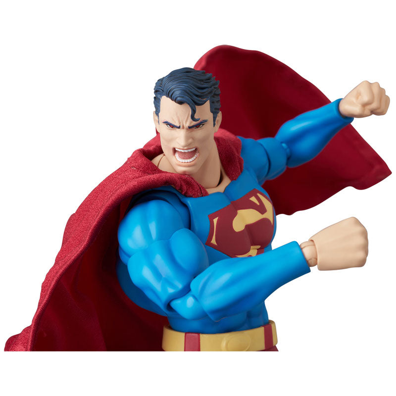MAFEX Superman: For Tomorrow - Superman