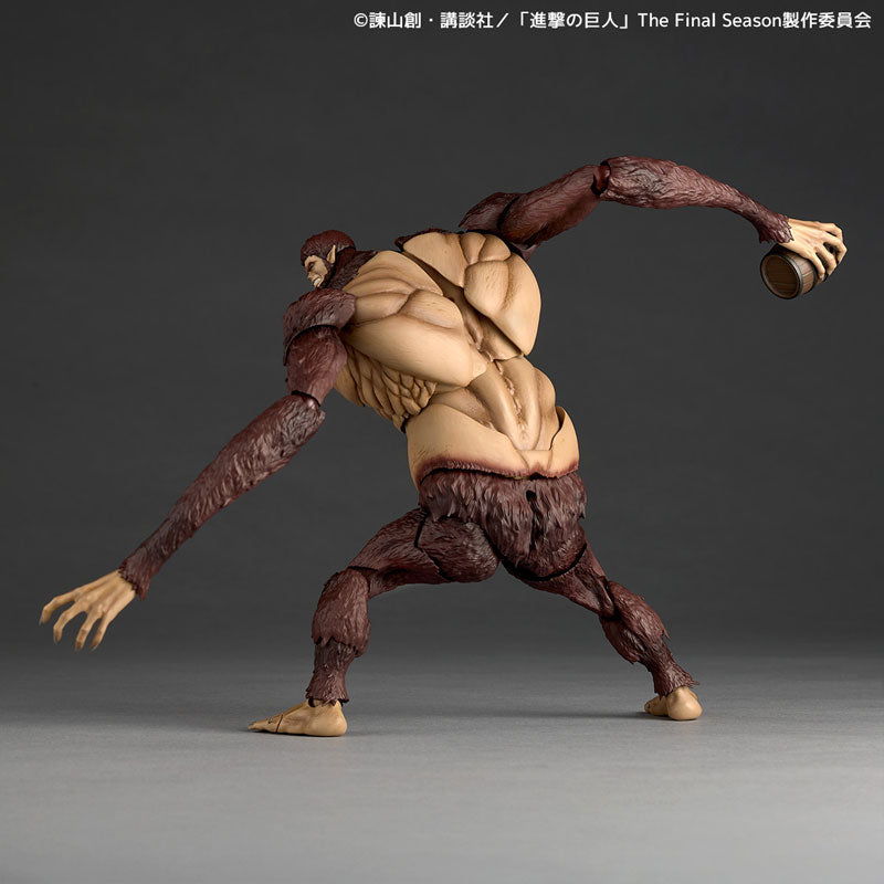 Revoltech Amazing Yamaguchi Attack on Titan - Beast Titan