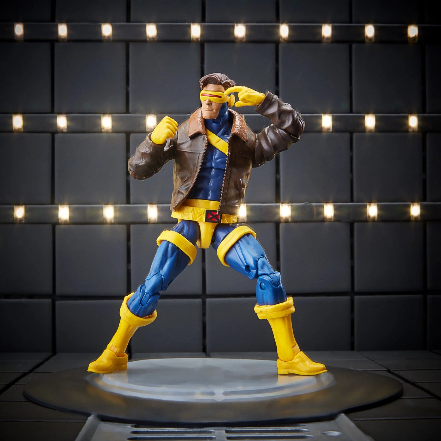 Marvel Legends X-Men Jean Grey, Cyclops, and Wolverine 6-Inch Action Figure 3-Pack - Exclusive