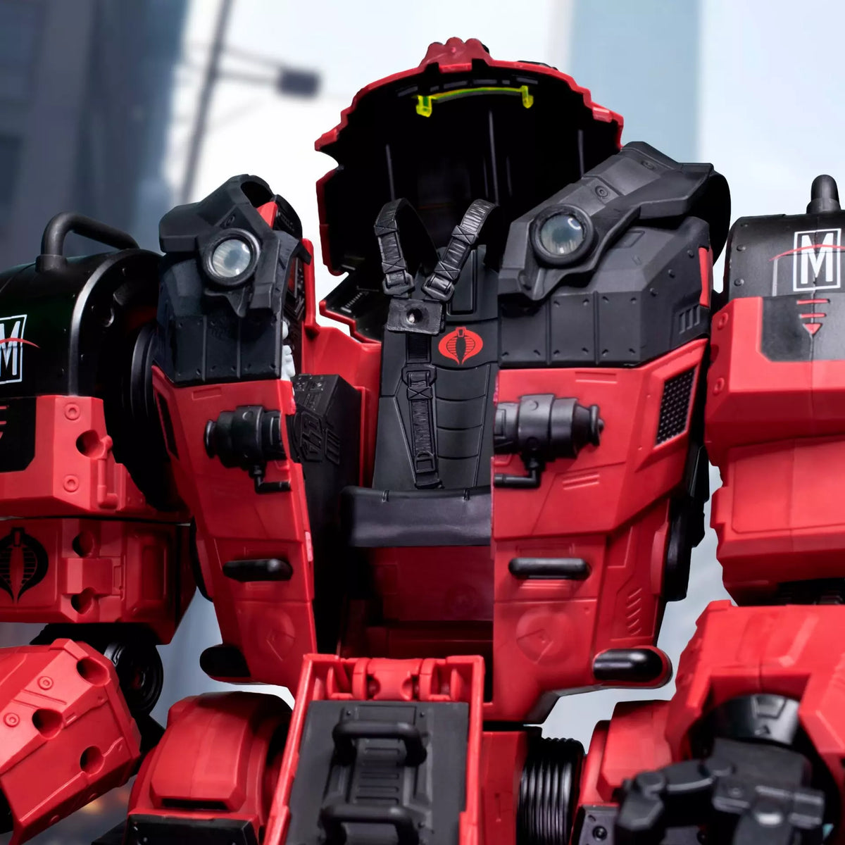 G.I. Joe Classified Series #219, M.A.R.S. (Military Armaments Research Syndicate) S.N.A.K.E. (System Neutralizer-Armed Kloaking Equipment) Battle Suit **Exclusive**