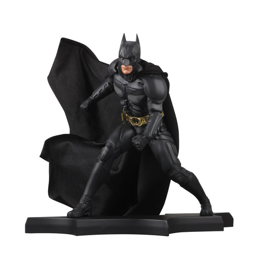 DC DIRECT - DC MOVIE STATUES - BATMAN (THE DARK KNIGHT)