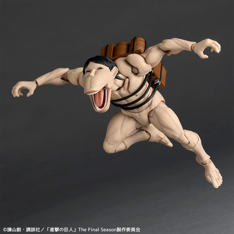 Revoltech Amazing Yamaguchi Attack on Titan - Cart Titan