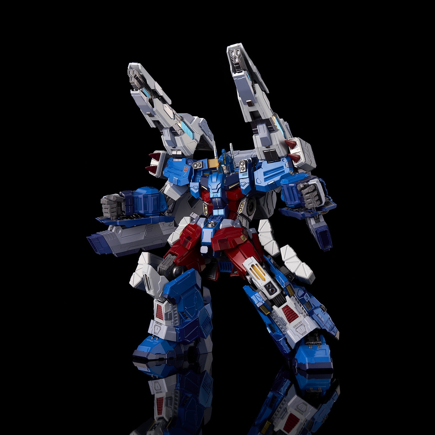 TRANSFORMERS KURO KARA KURI ULTRA MAGNUS