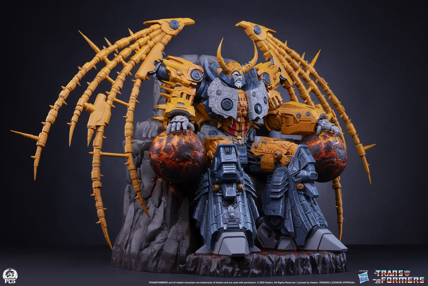 TRANSFORMERS UNICRON MUSEUM SCALE STATUE
