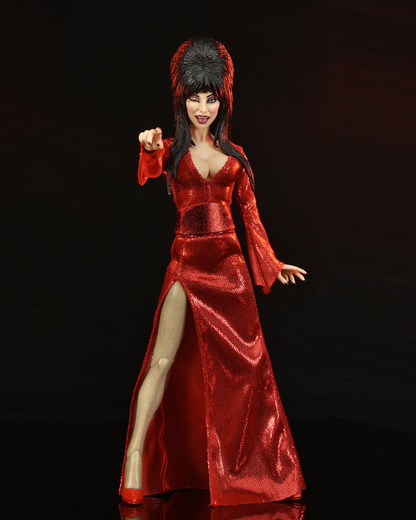 ELVIRA RED FRIGHT AND BOO 6IN CLOTHED