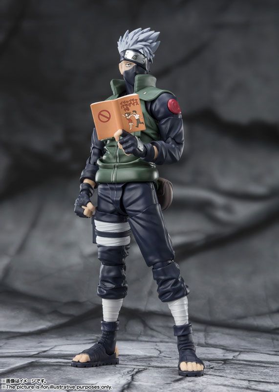 S.H. Figuarts Naruto Shippuden - Kakashi Hatake -The Famed Sharingan Hero