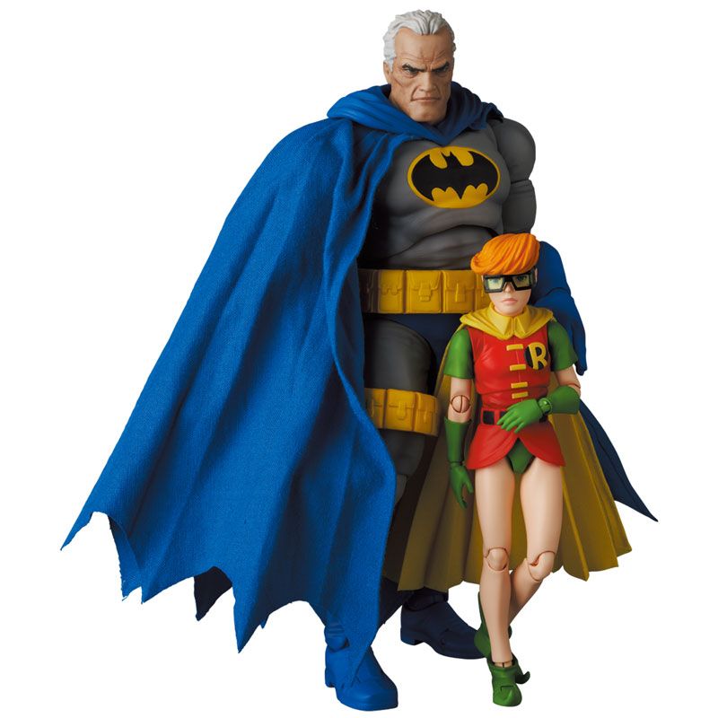 MAFEX Batman - Batman Blue Version & Robin (The Dark Knight Returns)