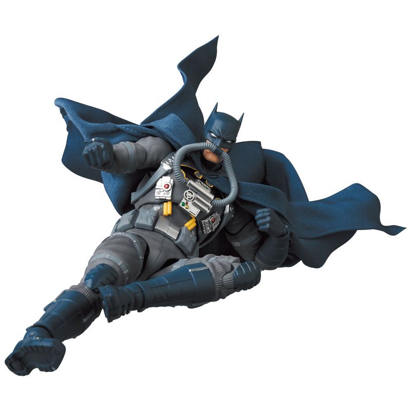 MAFEX Batman - Stealth Jumper Batman (Batman: HUSH Ver.)